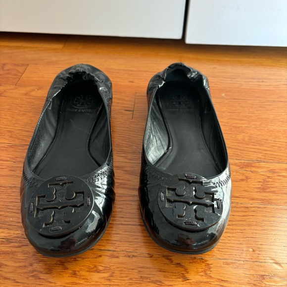 Tory Burch Shoes - Tory Burch Minnie Travel Patent Leather Ballet Flats